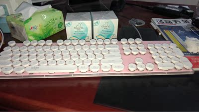 好看,真的是可以满足少女心的!点个赞,手感也还可以,就是刚用不太习惯。 好看,真的是可以满足少女心的!点个赞,手感也还可以,就是刚用不太习惯。