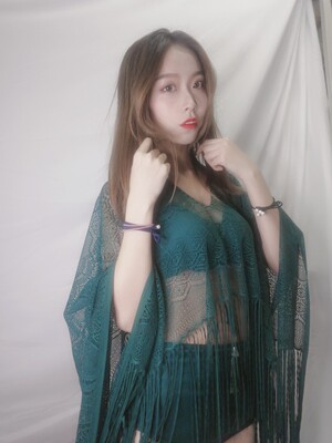 泳衣的颜色很好看 没有大紫大粉但是颜色又很喜人显肤色白 小胸福利是真的聚拢 能够好好秀身材漏的又不多 吊坠显得泳衣不突兀 要粗去玩的可以放心购买呀~ 泳衣的颜色很好看 没有大紫大粉但是颜色又很喜人显肤色白 小胸福利是真的聚拢 能够好好秀身材漏的又不多 吊坠显得泳衣不突兀 要粗去玩的可以放心购买呀~