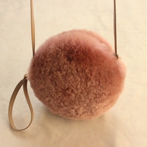 Japanese small round bag Australia imported lamb hair bag fur bag fur cross body shoulder shoulder hand female hair bag New Japanese series