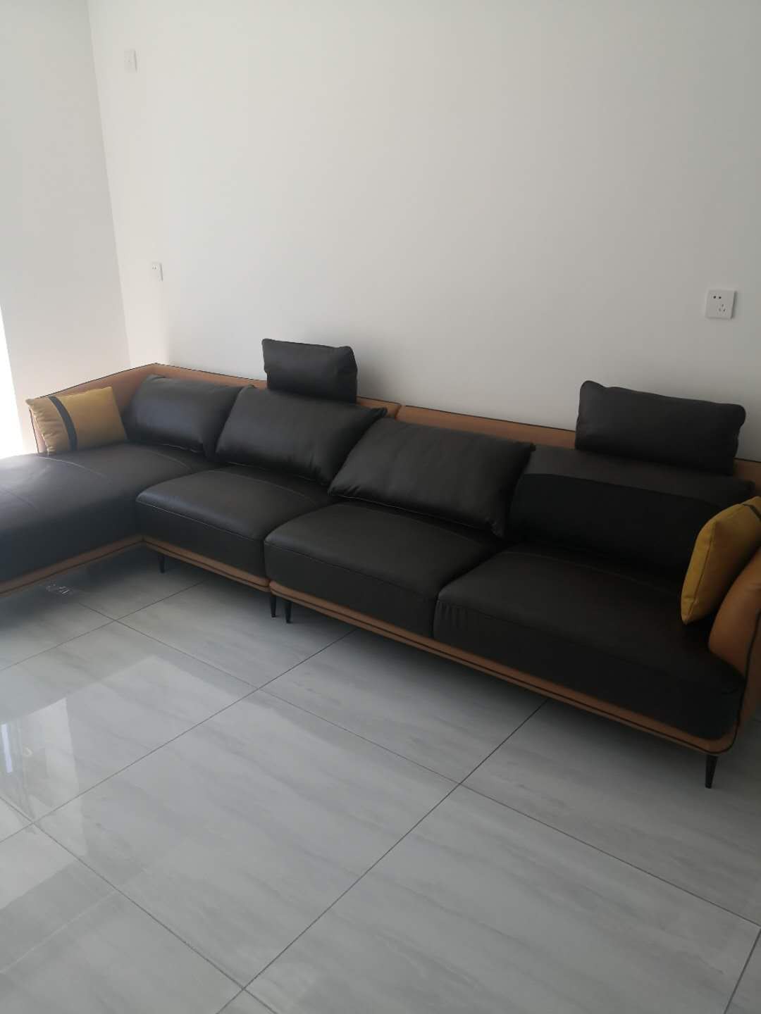 大家使用反馈:慕思艾慕真皮沙发怎么样?揭秘质量差不差