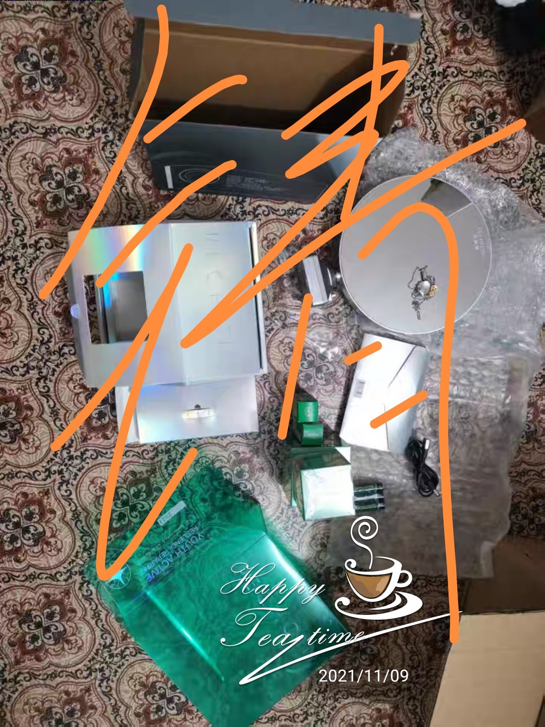 重点区别百雀羚抗老乳液/面霜用后真实反馈?使用三个月感受