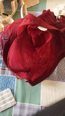 挺舒服的 薄薄的 如果 两层没有分开就好了