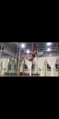买来钢管舞用的，我美么哈哈，