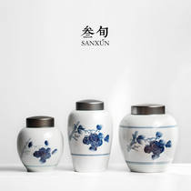 Thirty-year-old persimmon often in tea cans antique ceramic blue and white sealed cans tea storage cans large tea storehouses