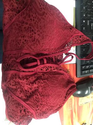 衣服收到了,很喜欢,期待下水以后的效果。 衣服收到了,很喜欢,期待下水以后的效果。