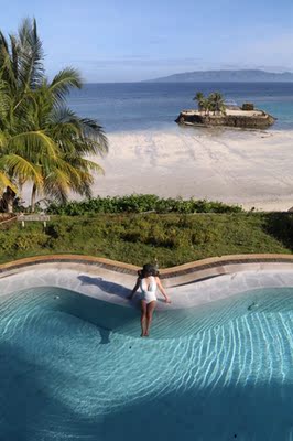 这件泳衣拍照真的好好看，非常高级感，大牌感尽显。