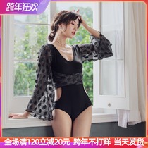 Swimsuit 2020 new Korean ins Wind sexy one-piece long sleeve sunscreen belly thin soaking hot spring swimsuit women