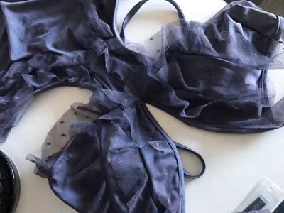 很好看 显身材 因急出门商家很快发货 棒棒哒 很满意 质量nice