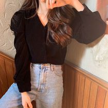 2021 Spring and Autumn New Korean version of retro Hong Kong flavor loose bubble sleeve shirt womens long sleeve top design sense