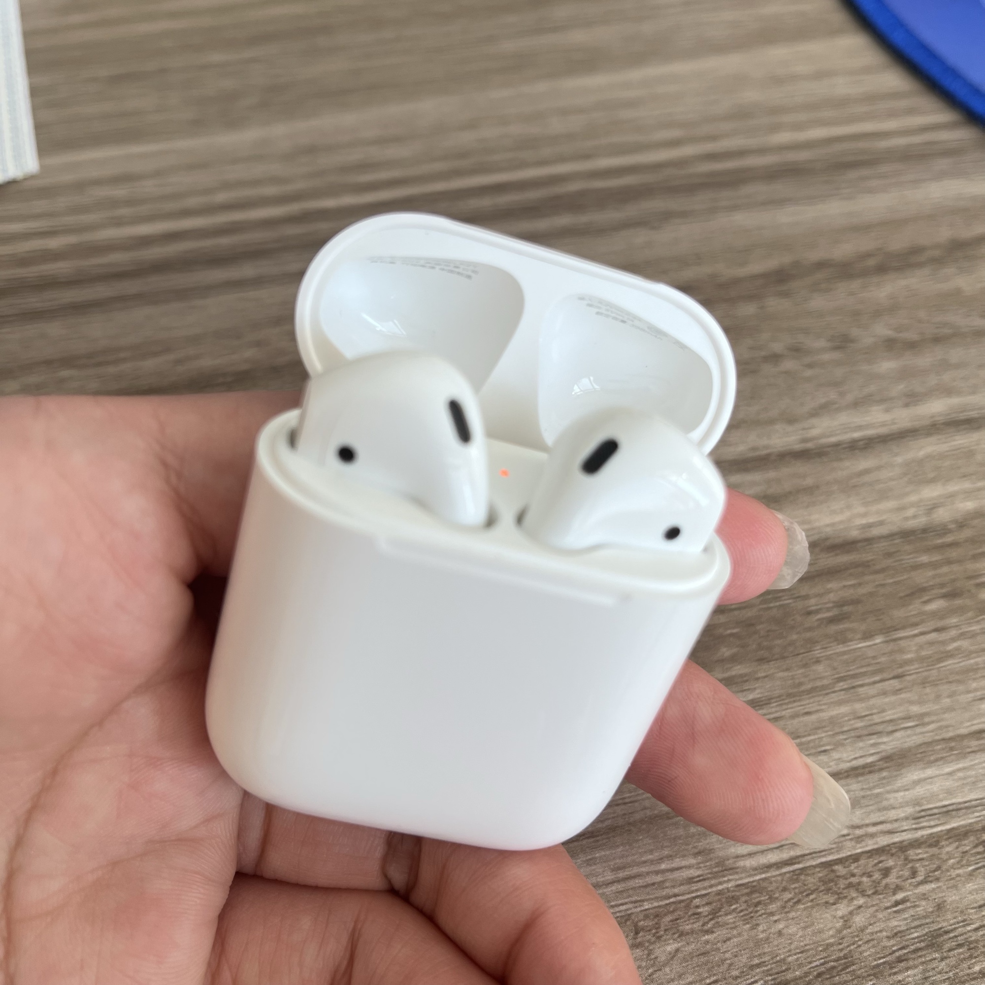 苹果AirPods 2质量怎样？优缺点评测质量好吗？