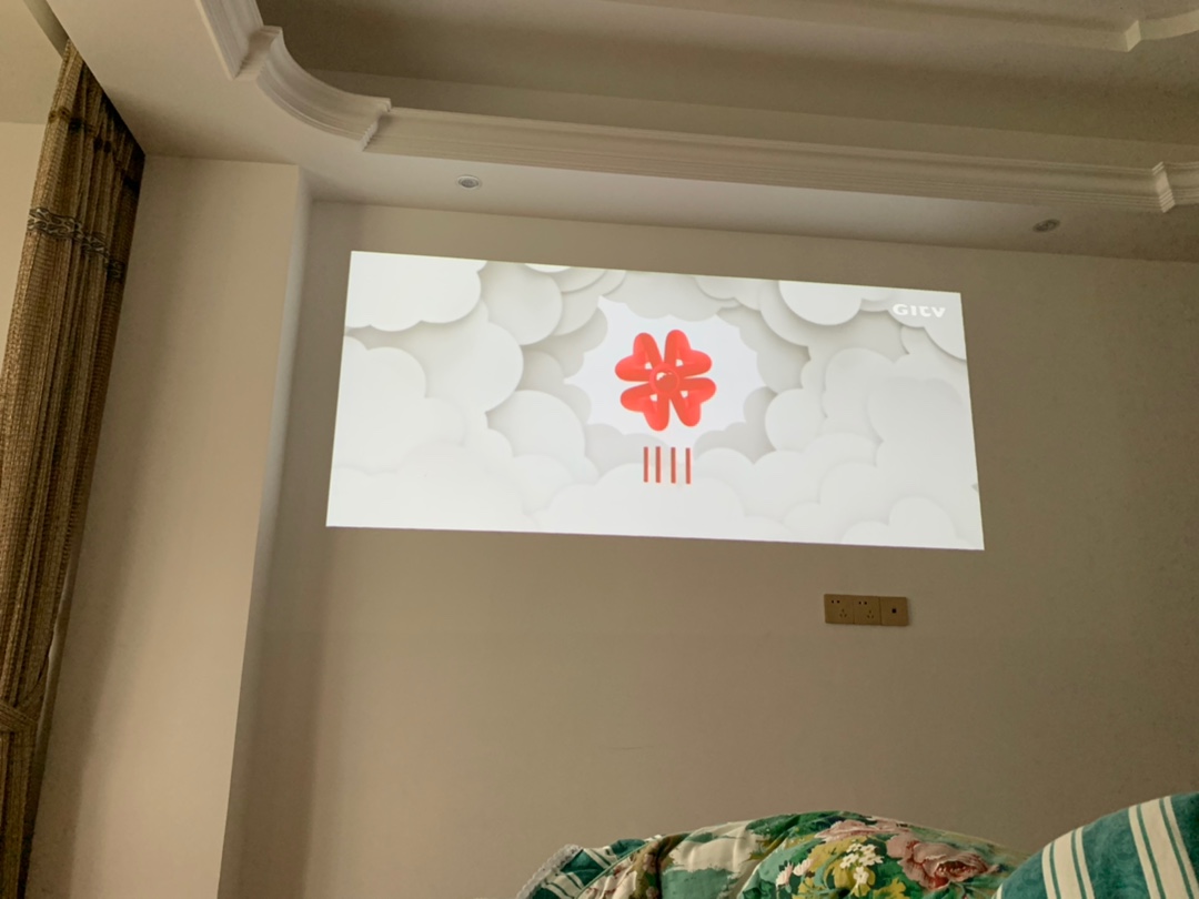 极米Z8X投影仪怎么样??一个月使用彻底后悔吗!!!【真相大揭秘】