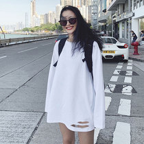 Autumn Winters new Korean version relaxed white Lower swing of the hole T-shirt female inner lap for a long swagle of undershirt blouses