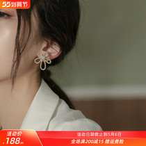 Flowers Pearl Earrings 2022 New Woman Temperament Earrings Superior Feel Light Extravagant Atmosphere Fashion Design Sensual Accessories