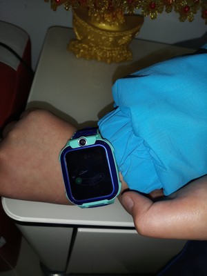 解说小天才儿童电话手表Z5怎么样，定位准确吗？真的实用吗？