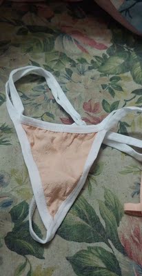 不错,老婆穿上非常性感! 不错,老婆穿上非常性感!