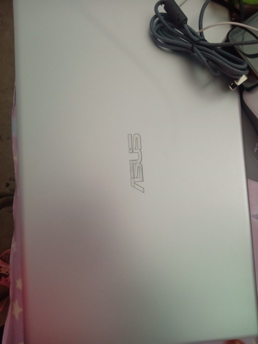 懂行的说下ASUS华硕VIVOBOOK15S到底怎么样?质量和售后好吗