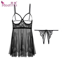 Blood drops exposed breasts open crotch teasing seduction sexy underwear open file free suit passionate female show on the bed