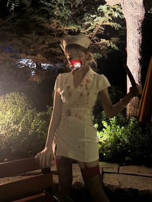 搭配血浆超级适合万圣节呀，m也有点松用卡子别别就好了