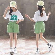 Girls' new yang suit Korean version of white T-shirt loose and fashionable high-waist hot pants two sets of tide