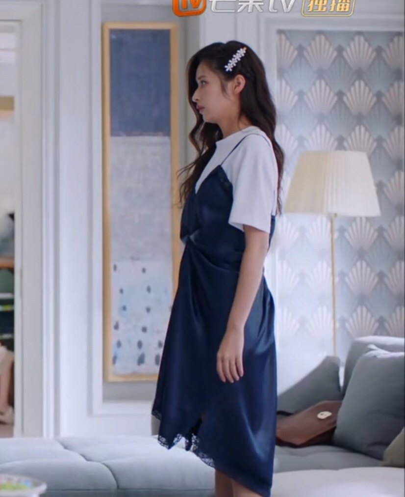 陪你一起长大颖儿林芸芸同款衣服蕾丝吊带假两件连衣裙夏套装裙子