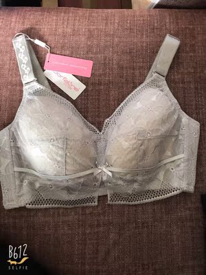 内衣👙收到了，已经买了好几个了，上身效果超级赞也非常舒服，客服的服务也很到位，总而言之就是很满意的一次购物，以后就认准朵凡妮了😊&hellip;&hellip;