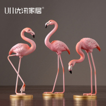 Original flamingo creative pendulum home living room decorations wedding gift desktop decorated with modern simple marriage