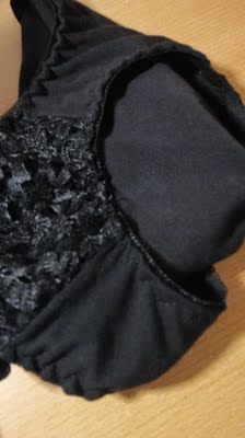 宝宝们！！半~价买滴。㳂【众】号捜◤用心省◥有巻！！！超级棒！！排在最上面的那个才是噢！终于收到了快递，再也不用担心穿黑色衣服把内衣染色了，很漂亮的衣服，很喜欢，一套很齐全，设计简单大方很漂亮，物美价廉，双十一领券买的，很便宜，大小正合适，第一次在网上买内衣，买的很合适，下次还会继续光顾的。