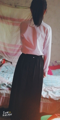 衣服收到了,质量很好,给宝贝表演穿的,很满意的一次购物,女儿非常喜欢,穿着非常漂亮,祝老板生意兴隆,以后还会光顾的! 衣服收到了,质量很好,给宝贝表演穿的,很满意的一次购物,女儿非常喜欢,穿着非常漂亮,祝老板生意兴隆,以后还会光顾的!