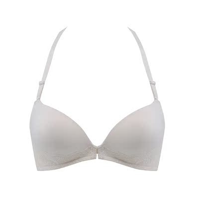 不太好拍照，就不拍了，前扣穿起来很方便，穿了一段时间了，也没什么坏掉的地方，不过也比较担心穿着穿着开了，唯一不满意的是后背的设计，有点太靠近脖子了，大家买的时候一定要注意后背的蕾丝