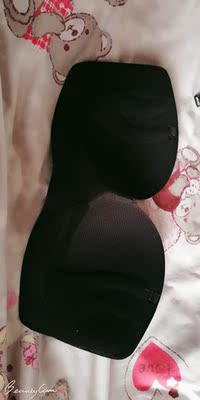 第一次买这种充气内衣，原本还担心。拿回来试了才安心了，比想象中的好，多虑了，包装很好，物流超快，上身效果特别好，魔术贴黏性很牢固，不用担心怎么使用，有详细的说明介绍！满意
