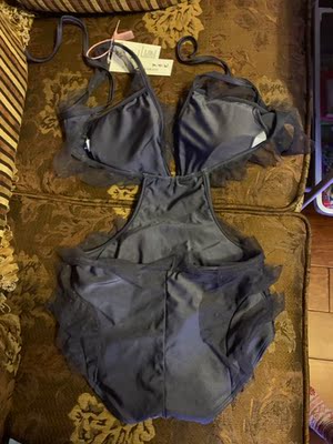 很好看，很显腰细，显身段，小胸福利我觉得