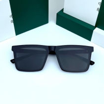 Liangjing Youqi Flagship Store Liangjing Youpint Black Ultra Driving Sunglasses Men And Women Out Street Sunglasses Shake the same recommendation
