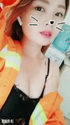 效果挺好，现在穿露胸的衣服，也有信心了。而且胸型也好看了，挺拔了很多，良心产品，对我非常管用。