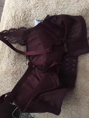 不错的!很轻,没有空杯,很舒服没有束缚感 不错的!很轻,没有空杯,很舒服没有束缚感