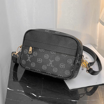 New men's shoulder bag fashion casual youth small backpack men's bag messenger bag European and American trend small bag