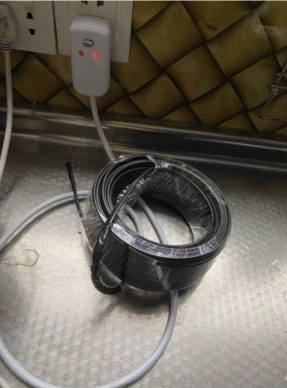 管道防冻电伴热带220v自控温太阳能水管加热带自限温加热线神器