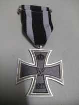 1914 vinaigou plus pendant pendant with a pendants