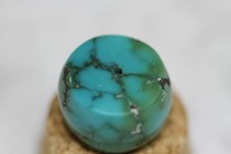 Hubei Yungai Temple Original mine No Optimization Green pine stone Flat Barrel 9 82 gr Pairs of holes 1 3cm diameter 2 1cm