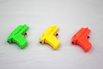 Play Water Toy Mini Water Gun Hippy Water Toy Squirt Water Spray Small Toy Classic Children Toy