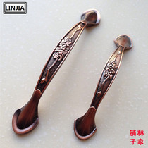 Hot sale red bronze carved handle classical solid wardrobe door handle European antique pastoral cabinet drawer handle