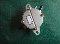 Zongshen Longxin Fukuda Moto tricycle 200 suction oil instrumental petrol pump vacuum pump self-priming pump