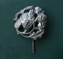 Never used the rich peony old silver flower plug