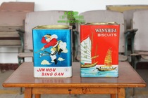 60-70 s biscuit tin bucket (big Qi green leaf film and television props rental 100 yuan days)
