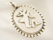 Tang Miao Sheng Zong Qian Qian Qian Qian Qian Buddhist jewelry Sanskrit pendant not moving Ming Wang Sanskrit pendant silver