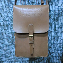 Retired single ice newspaper carrying leather shoulder bag film and television props retro bag handmade leather leather leisure bag