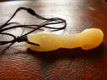 Jade collection Xinjiang Hetian Jade white jade zodiac dog pendant Su Gong fine carving gift good with lanyard