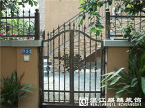 Chengdu factory direct iron art single-door garden small door Villa courtyard door security door custom installation