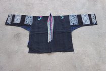 Hominin penthouse seeking to know the sound Buyi family chest circumference 110cm high 49cm 49cm 36 * 22cm b-5063