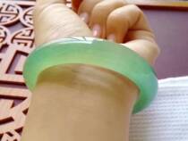 Natural Myanmar jade bracelet high-grade fluorescent ice seed floating green old pit certificate counter jade bracelet Womens