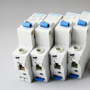 展示与对比:正泰家用空气开关 dz47 1p 10/25/32/40/60a小型断路器 空